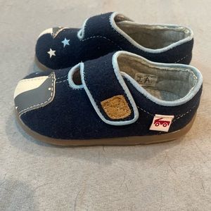 See Kai Run Cruz Shoe- NEVER WORN